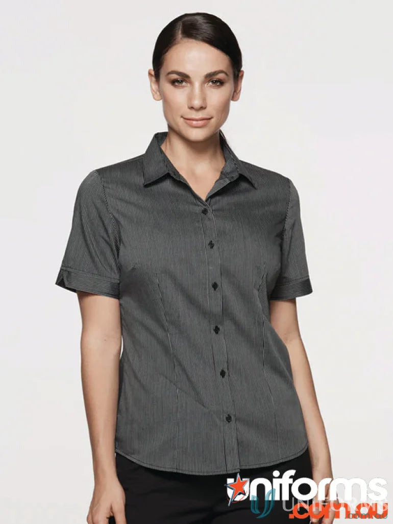 Ladies Henely short-sleeved shirt with waist darts and cuff stripe details